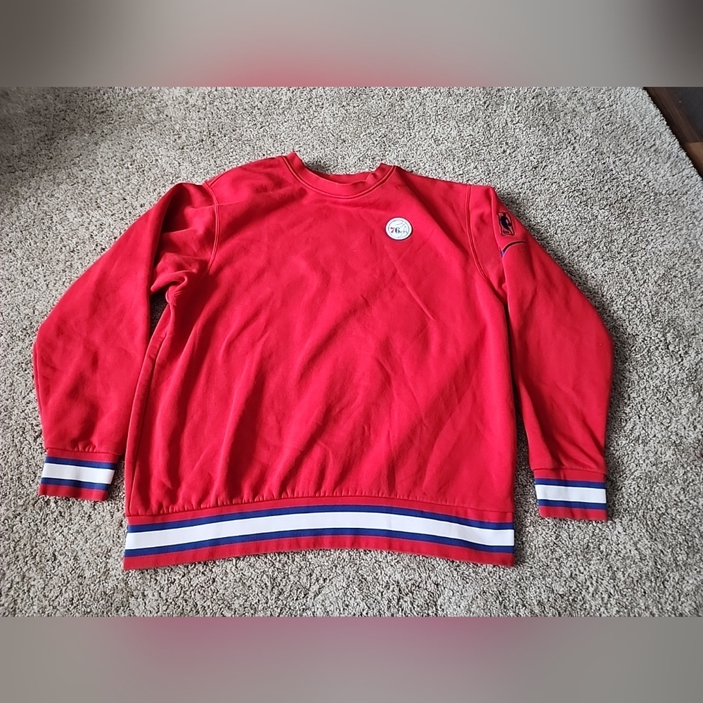 Philadelphia 76ers Nike Sweatshirt Men’s Large Red NBA striped cuffs